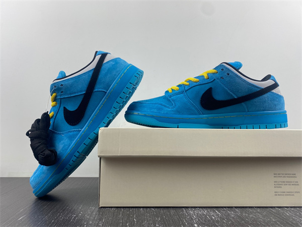 The Powerpuff Girls x Nike SB Dunk Low “Buttercup”