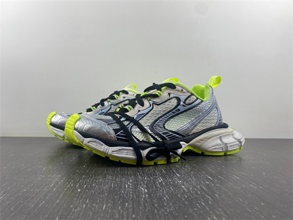 IAGA -PHANTOM SNEAKER