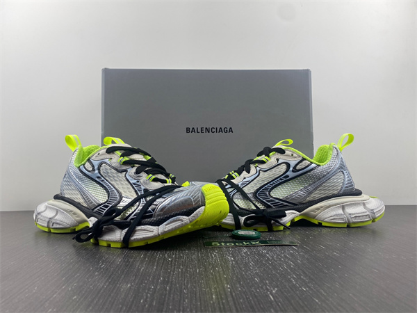 IAGA -PHANTOM SNEAKER