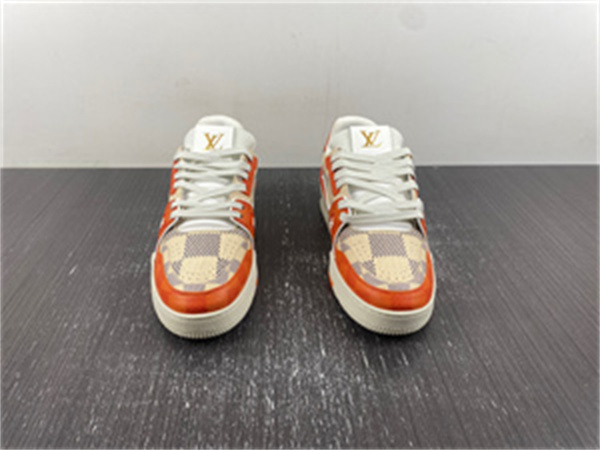 l**is V*t*n lv trainer #54