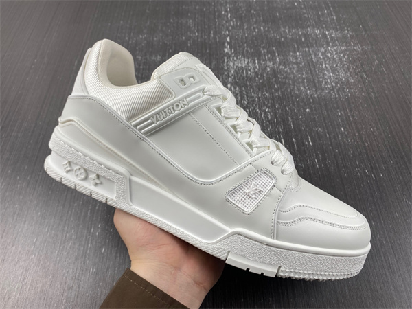 l**is V*t*n lv trainer