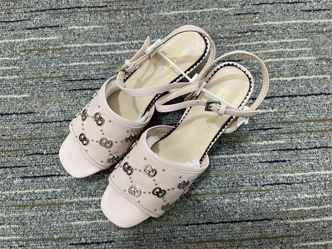 G*u*i sandals women 2