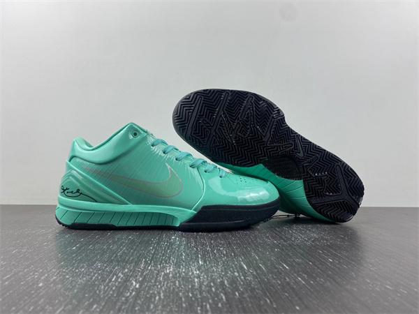 Nike Kobe 4 Protro