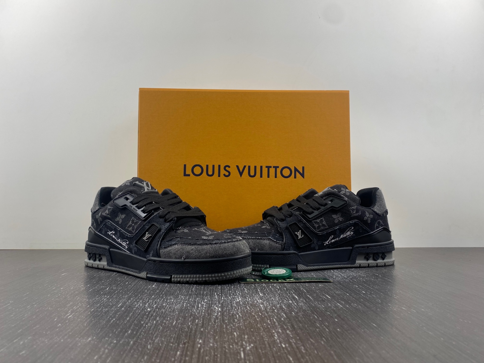 l**is V*t*n lv trainer 1