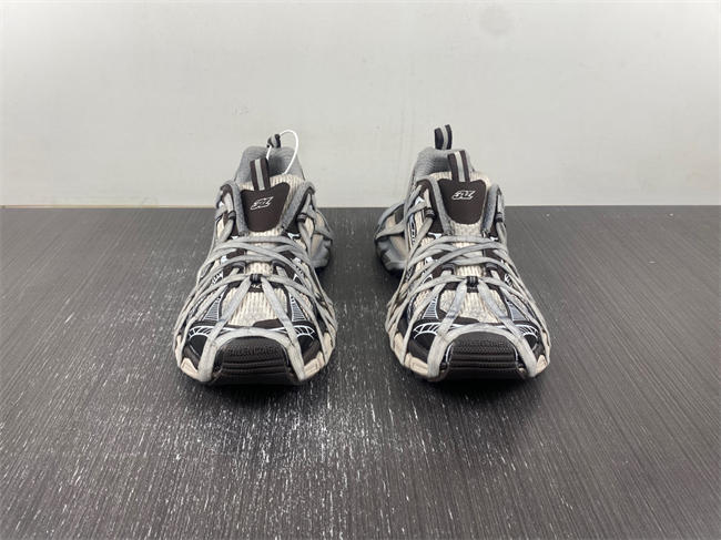 Ba*len*cia*ga phantom sneaker  778698 w3xll 2097