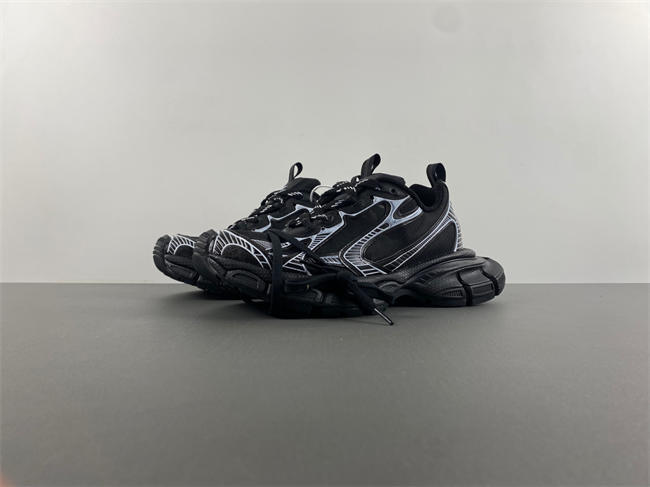 十IAGA -PHANTOM SNEAKER  734734 W3XL2 0236
