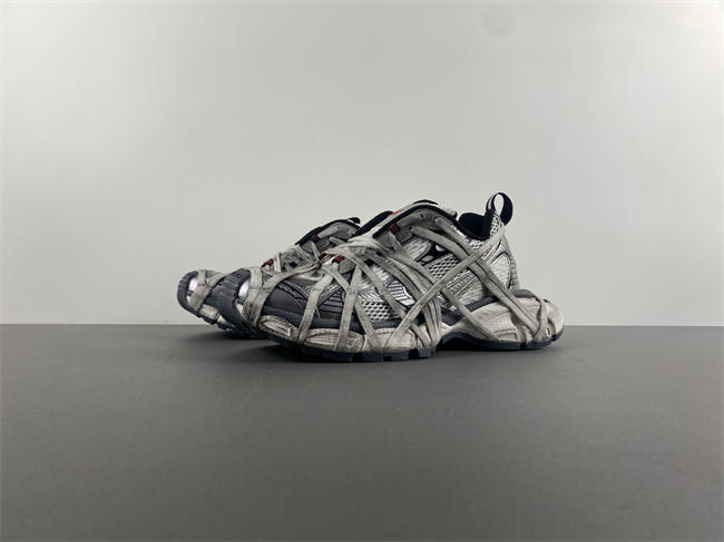 Ba*len*cia*ga phantom sneaker  778698 w3xll 7598