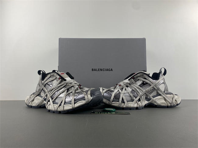 Ba*len*cia*ga phantom sneaker  778698 w3xll 7598