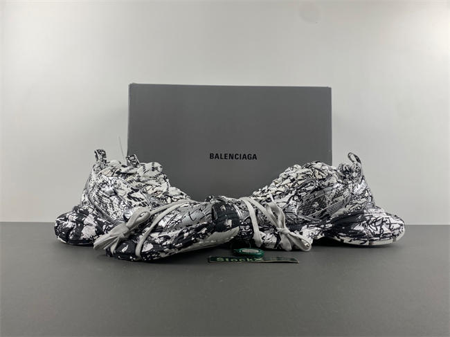 十IAGA -PHANTOM SNEAKER  734734 W3XDC 0135