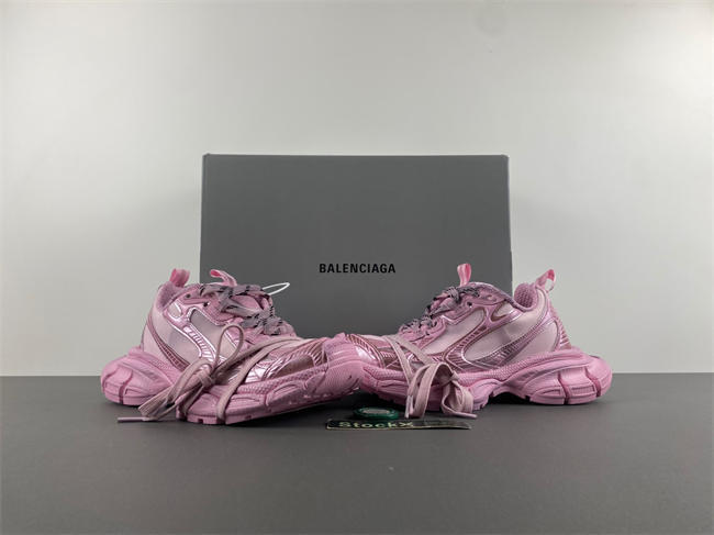十IAGA -PHANTOM SNEAKER  734731 W3XL2 0561