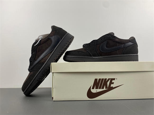 Travis Sco tt x Air Jordan 1 Low OG  DM7866-202