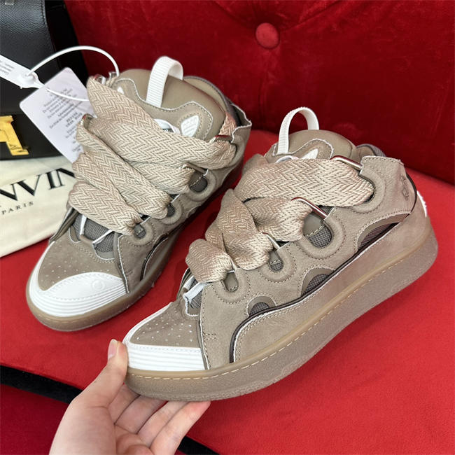 Lanvon Curb Sneaker 39