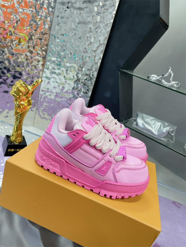 LV Trainer Maxi Sneaker