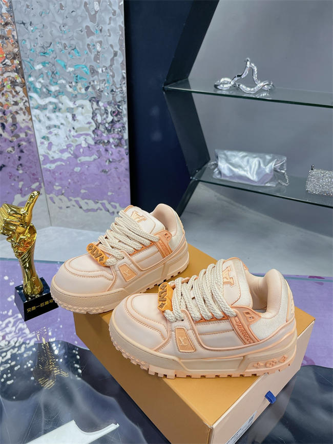 LV Trainer Maxi Sneaker