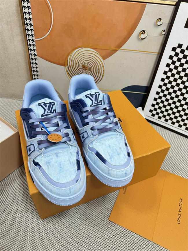 LV Trainer Sneaker