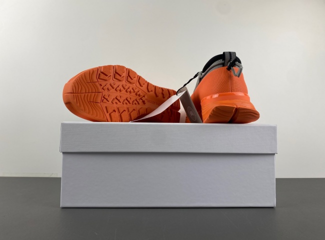 (Can*a Go*e)glacier trai. 7785m