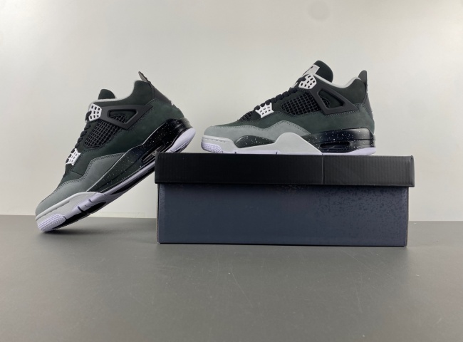 Air Jordan 4 “Fear " FQ8138-002