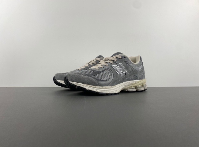 new balance NB M2002RANM