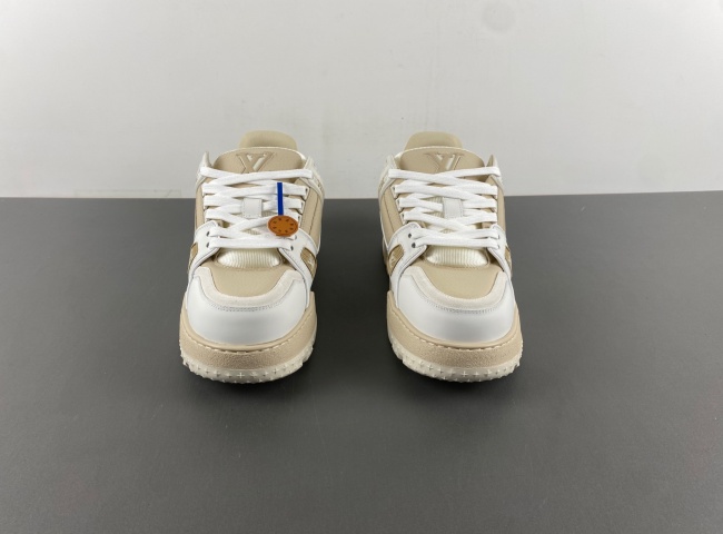 l0*is V*t0n lv trainer