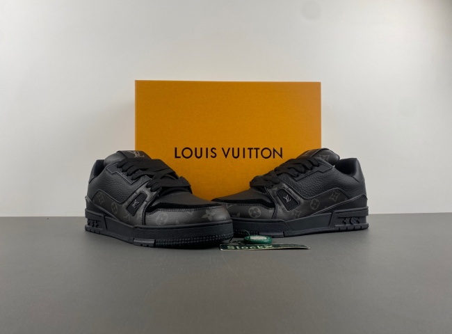 l0*is V*t0n lv trainer