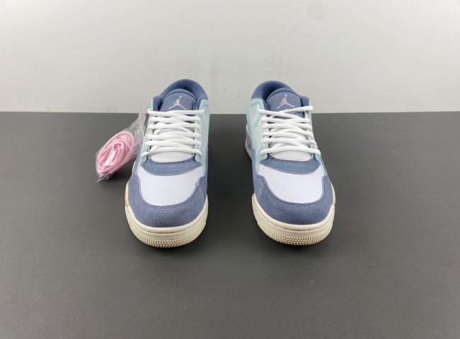 Air Jordan 4 RM “Prism Pink” RM FQ7939-101