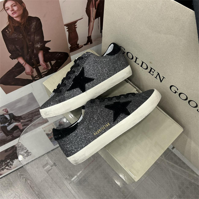 Golden Goose Sneaker