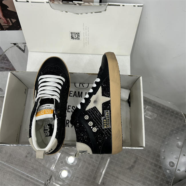 Golden Goose Sneaker