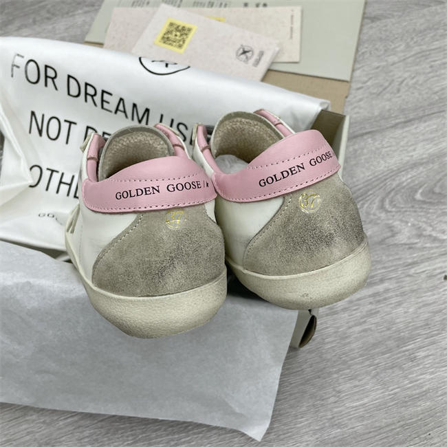 Golden Goose Sneaker