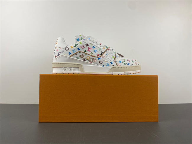 l0*is V*t0n lv trainer 88