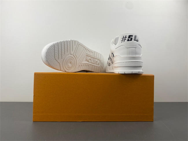 l0*is V*t0n lv trainer