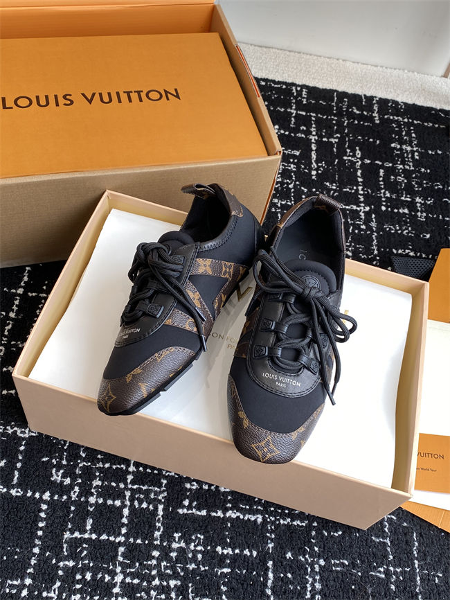 LV Sneakerina