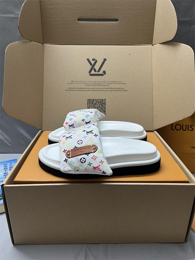 LV slippers