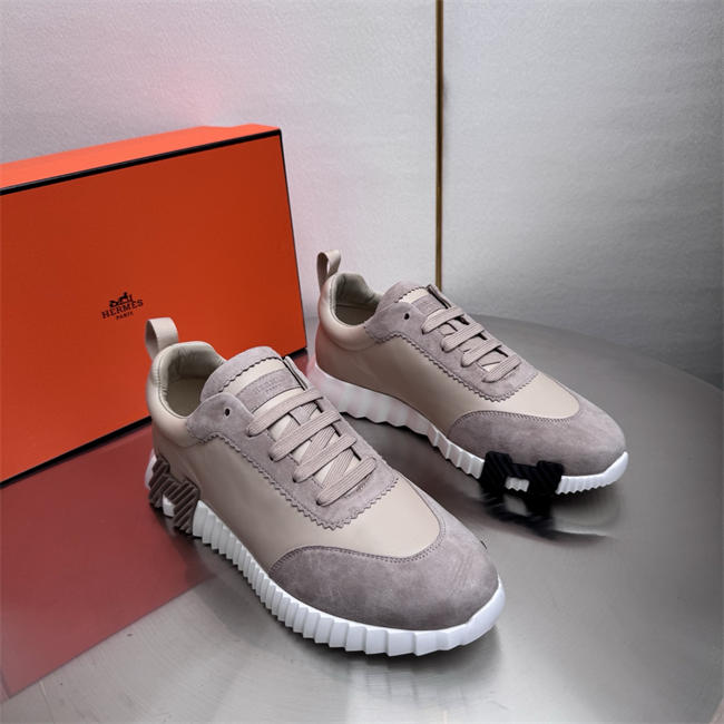 H**mes sneaker