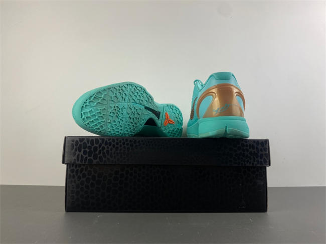 Jalen Brunson x Nike Kobe 6 Protro “Statue of Liberty” IQ5774-300