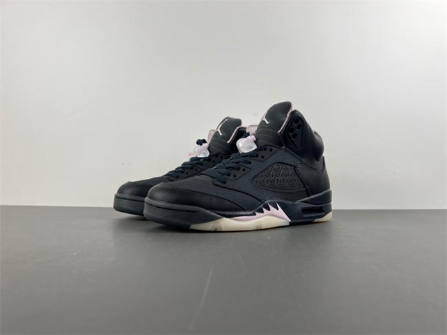 PSG x Air Jordan 5 “Off Noir” HQ3004-001