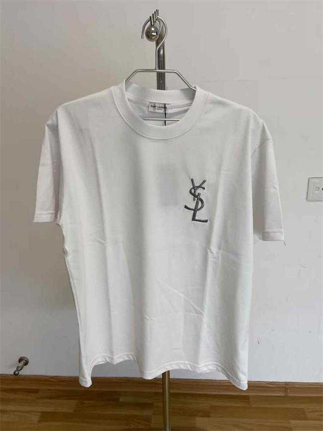 Y*L t-shirt