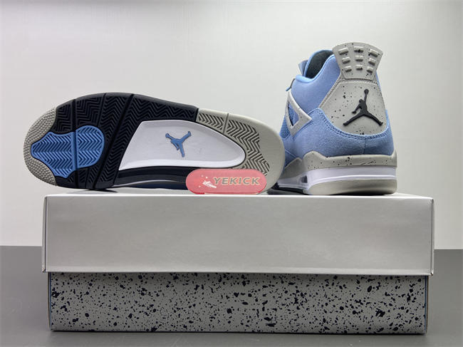 Air Jordan 4 Retro University Blue CT8527-400
