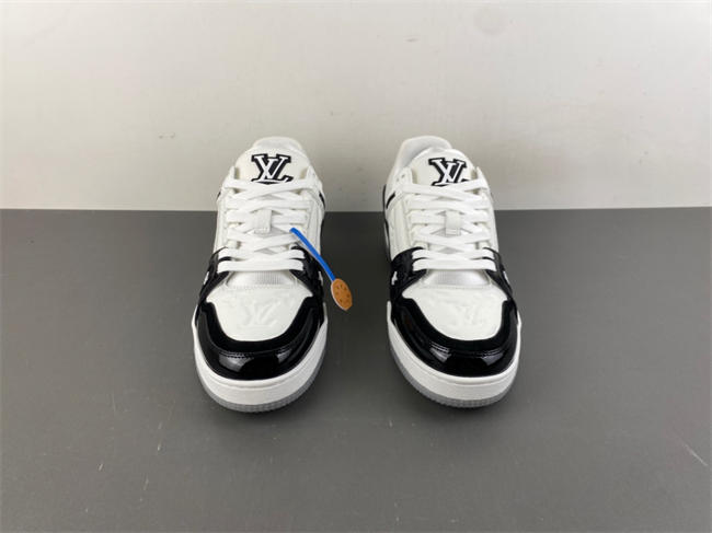 l0*is V*t0n lv trainer