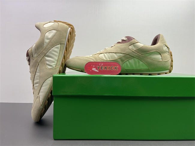 bo*te*ga Ve*ne*ta sneaker