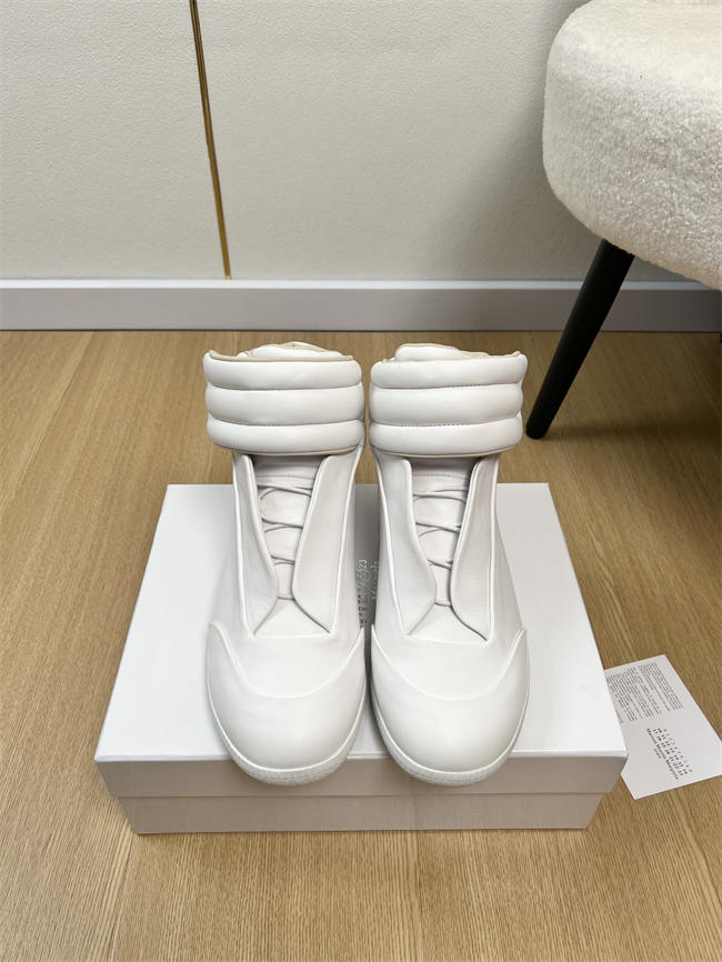 ma*s*n martin Ma*i*la sneaker